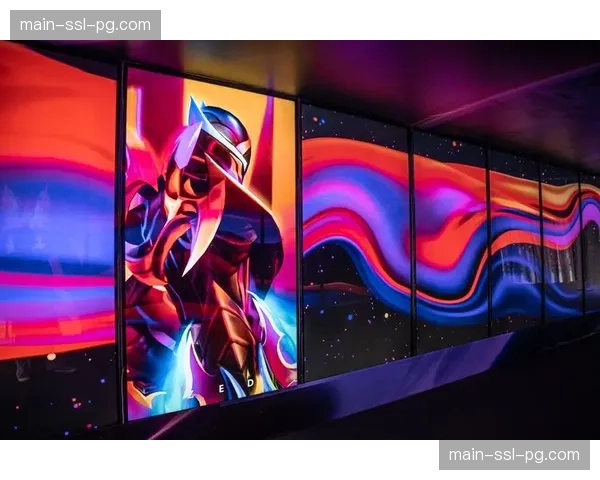 公共大屏与个人设备跨屏联动分发 营造社会共享观赛氛围